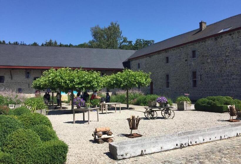 هتل Chateau Jemeppe