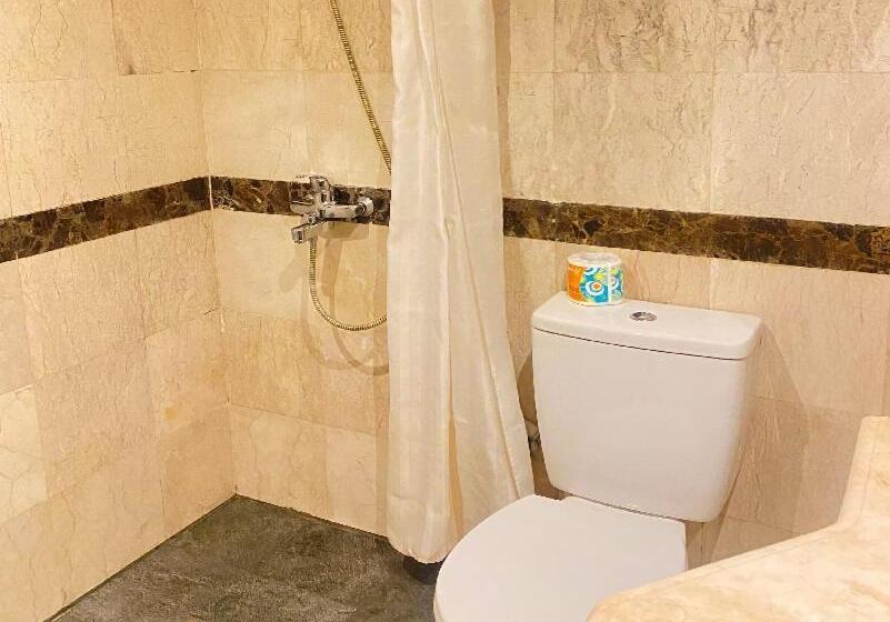 هتل Grand Verona Samarinda