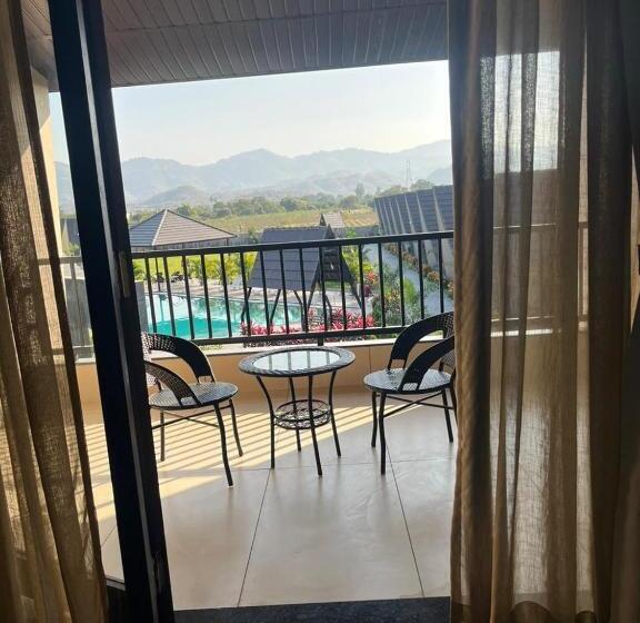 Отель Vindhyachal Resort