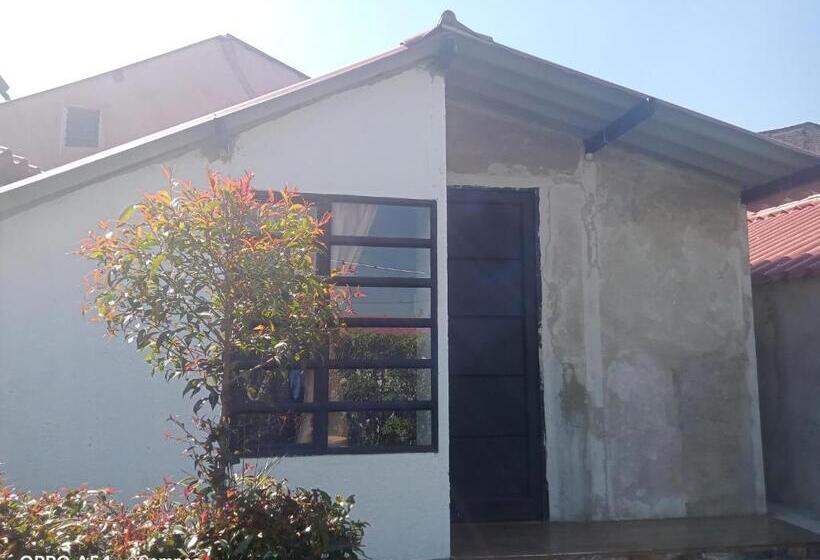 پانسیون Casa Bahareque Hospedaje