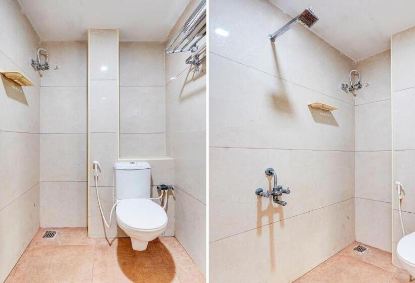 פנסיון Super Hotel O Sriperambadhur Formerly Radha Residency