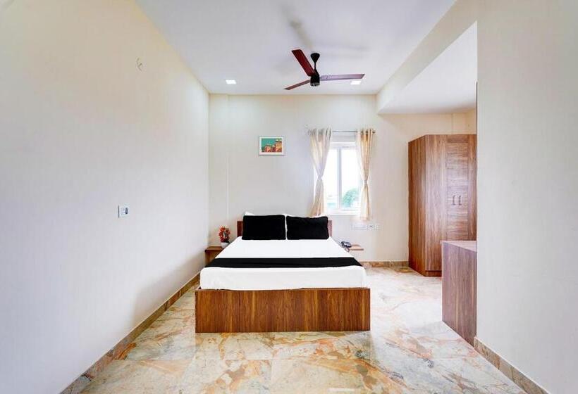 פנסיון Super Hotel O Sriperambadhur Formerly Radha Residency