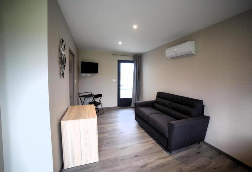 مبيت وإفطار Chambres D Hôtes Les Hirondelles