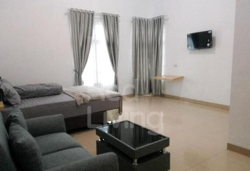 בית מלון כפרי Guest House Syariah Bunga Intan Redpartner