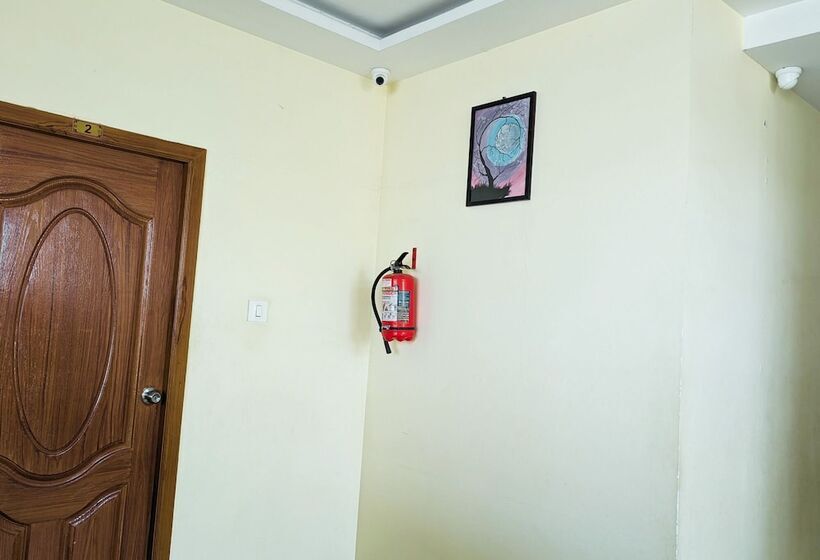 فندق Prakash Residency With Ev Station