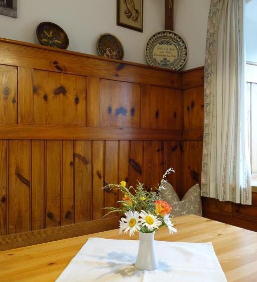 ペンション Brettmaisserhof