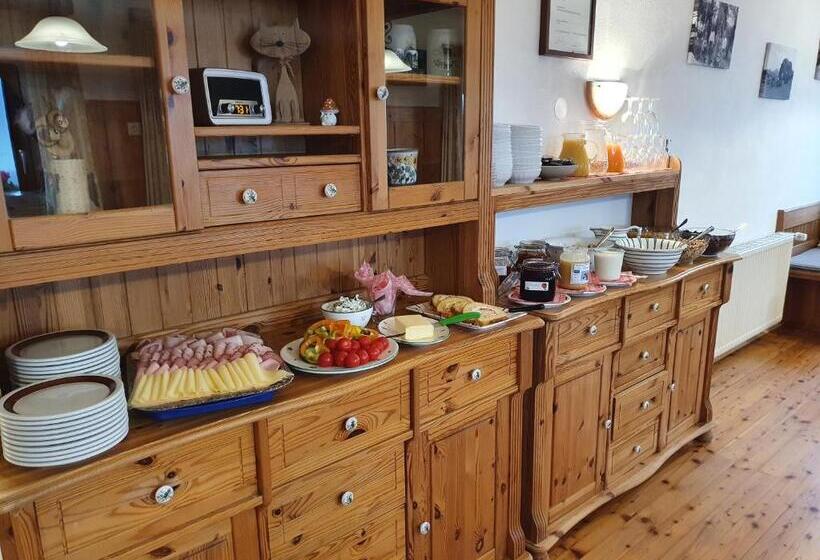 ペンション Brettmaisserhof