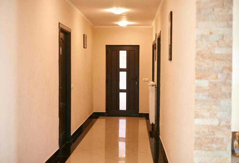 פנסיון Casa Magicplace