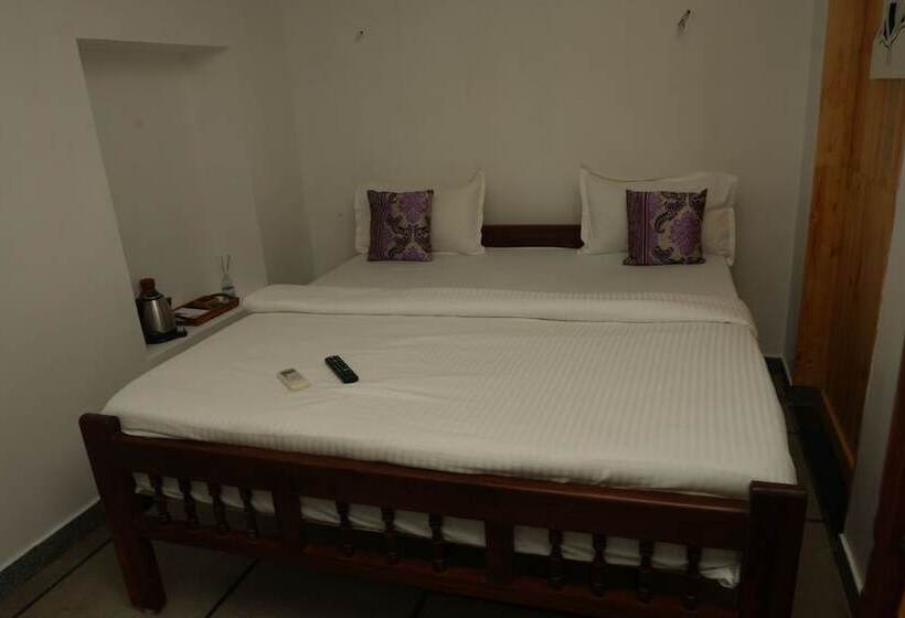 تختخواب و صبحانه Rebel De Pondicherry