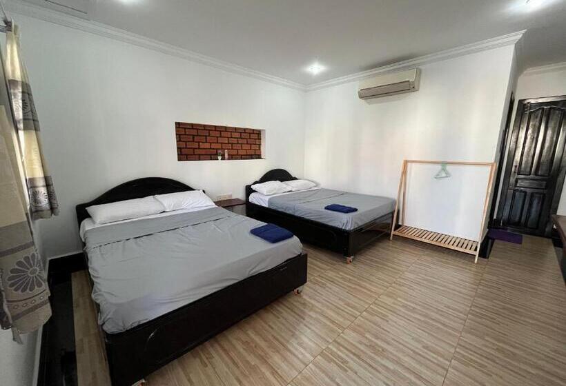 Errol S Homestay And Hostel