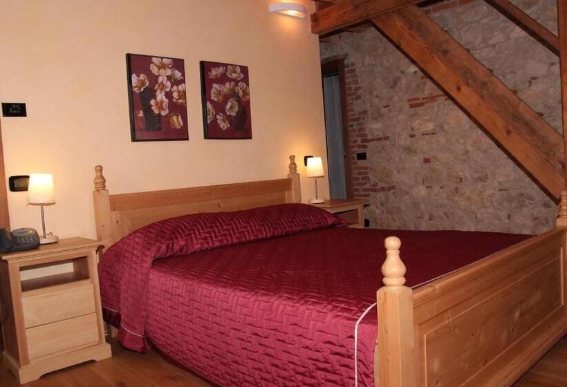 فندق Agriturismo Riva Ratta