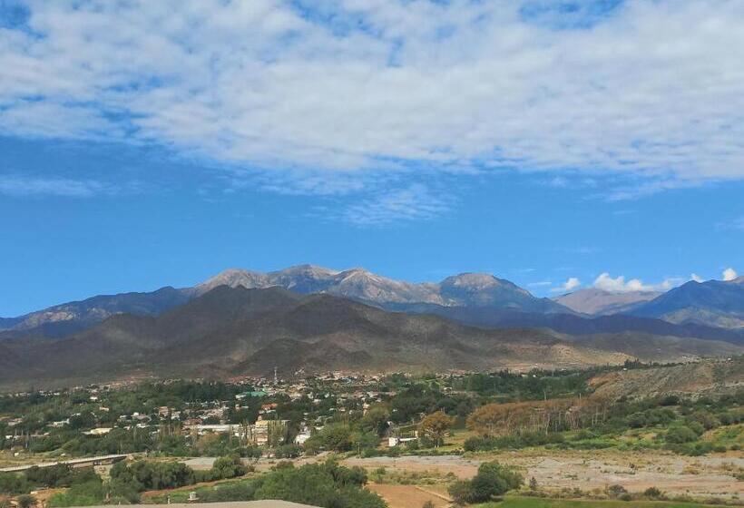 پانسیون Casa De Familia