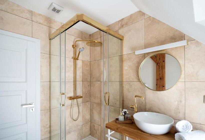 پانسیون Dům U Města Milána   Sedm Dveří, Sedm Světů