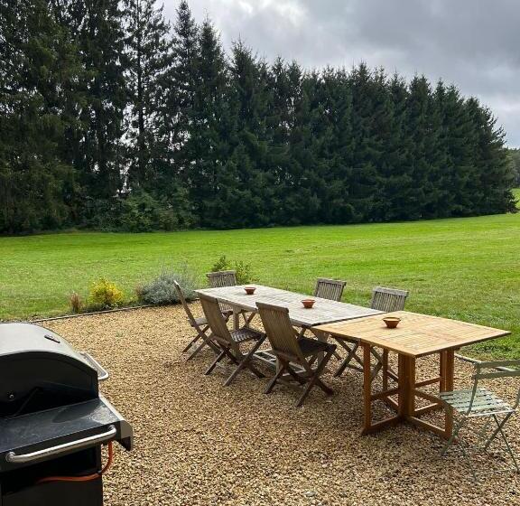 Bed and Breakfast Château De Porcheresse