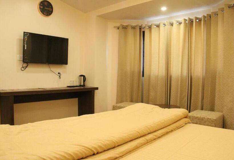 مبيت وإفطار Hem Kunj Estate