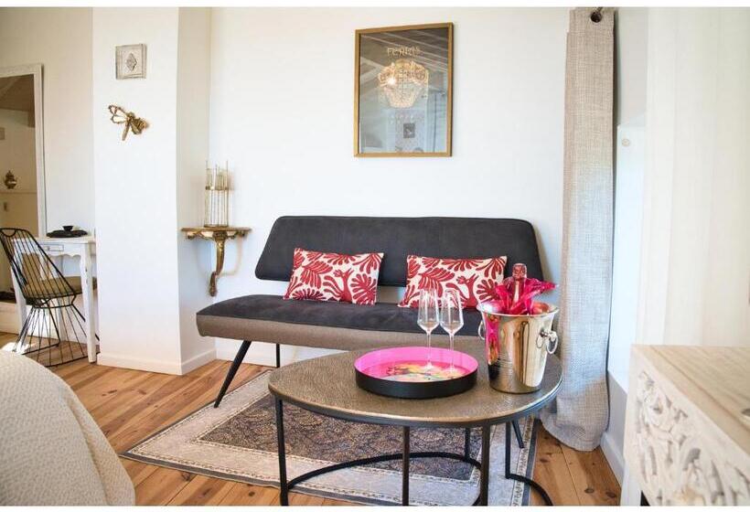 צימר Le Mas Des Aires   Chambres D Hôtes   Blauzac  Uzès   Pont Du Gard