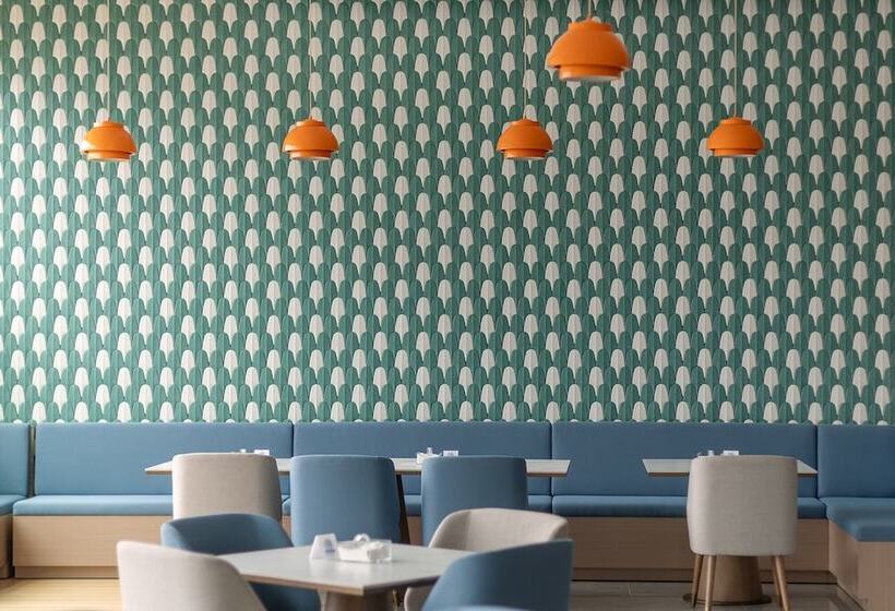 فندق Holiday Inn Express Bazhong Center, An Ihg