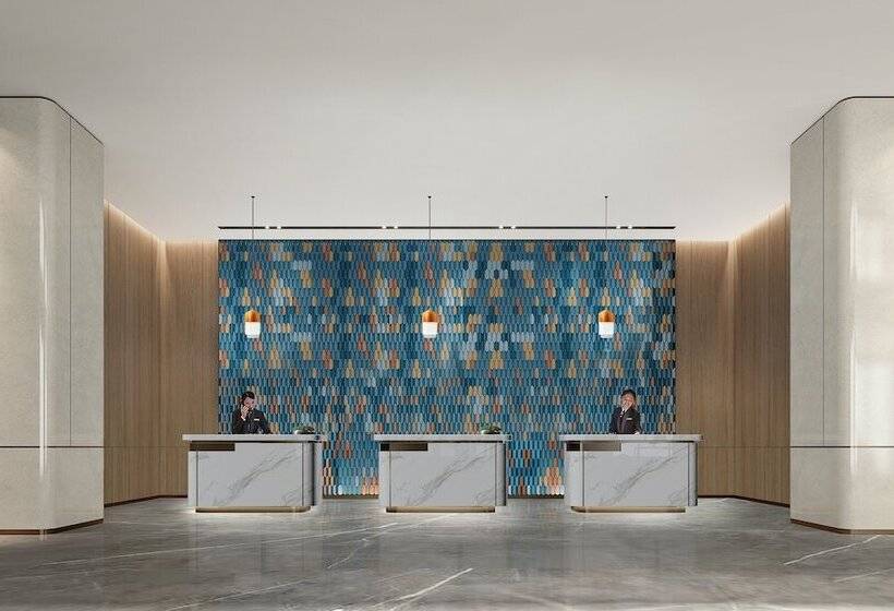 فندق Holiday Inn Express Bazhong Center, An Ihg