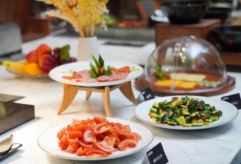 호텔 Park Inn By Radisson Nanchong Yilong Star City Plaza