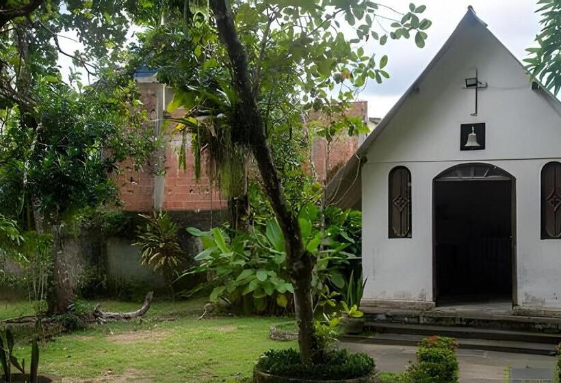 Отель Sítio Com Piscina Em Aldeia