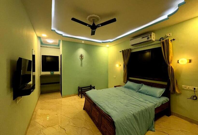 فندق Tarangan Resort