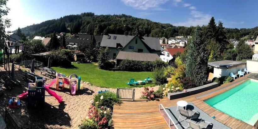 پانسیون Dům Alois   Penzion Pro Děti A Jejich Rodiče