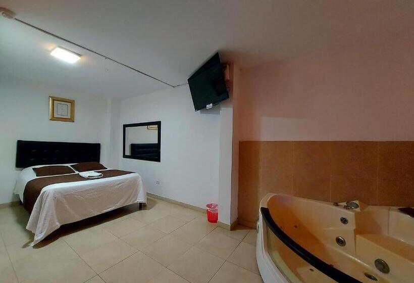 پانسیون Hostal Murgeon Boutique