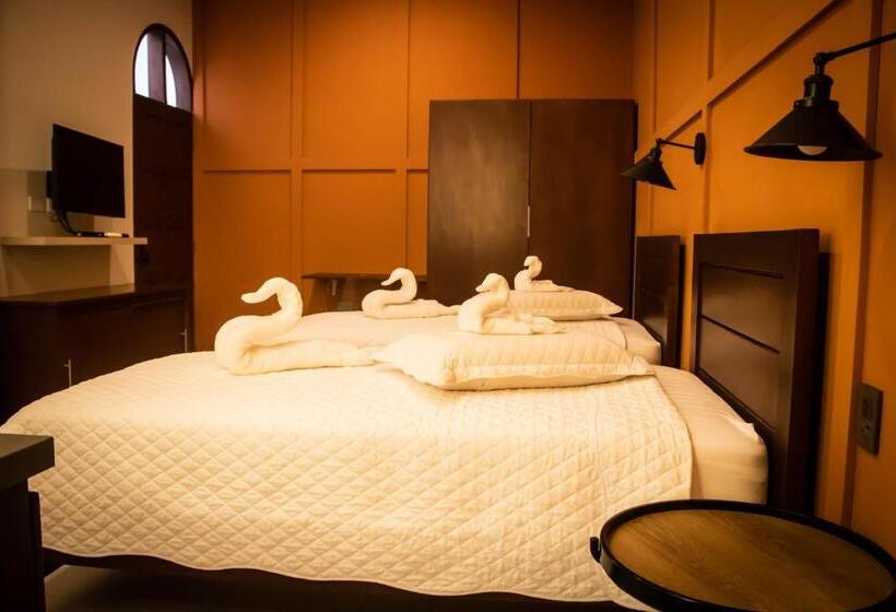 پانسیون La Casona