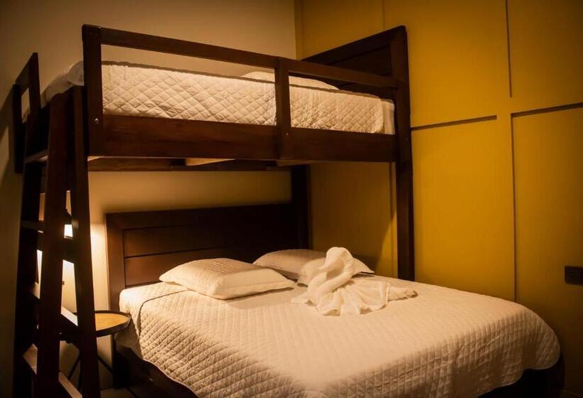 پانسیون La Casona