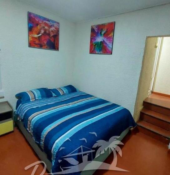 Pensão Pequeña Cavancha Hostal