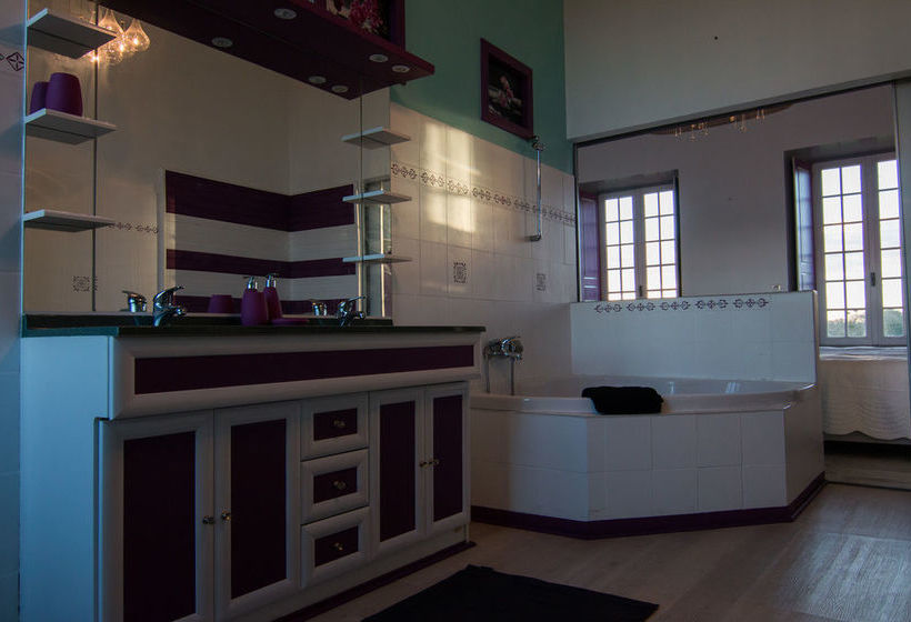 مبيت وإفطار Le Chateau De Claids