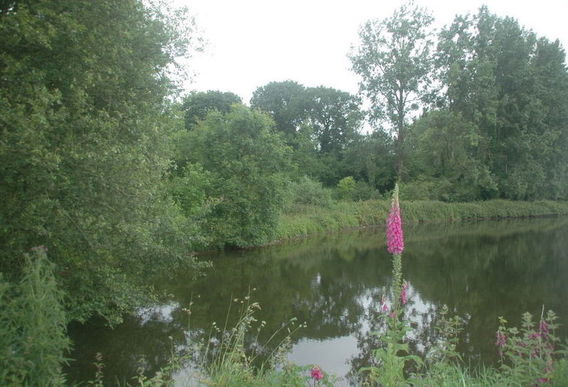 مبيت وإفطار Le Chateau De Claids