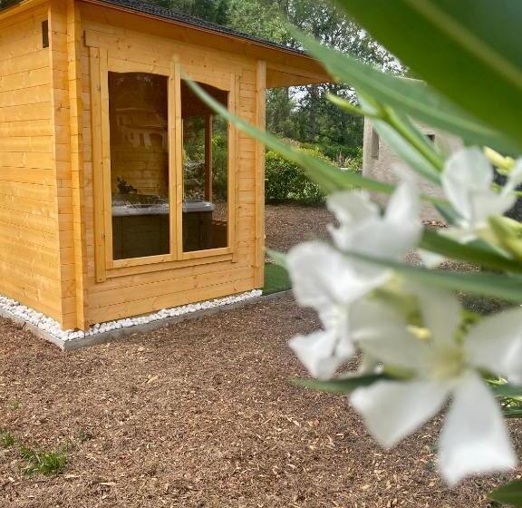 مبيت وإفطار La Maison De La Cigale