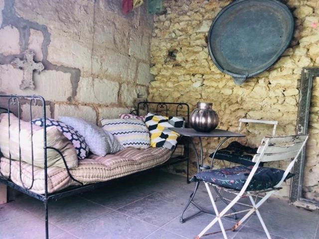 ベッドアンドブレックファースト Maison D'hôtes Les Volets Verts Et Sa Brocante