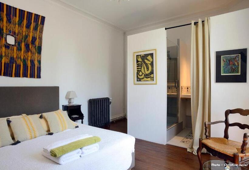 Bed and Breakfast Un Nid En Camargue