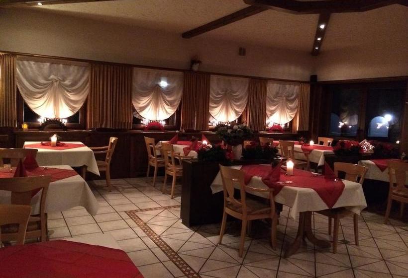 ホテル Gasthof Zuck