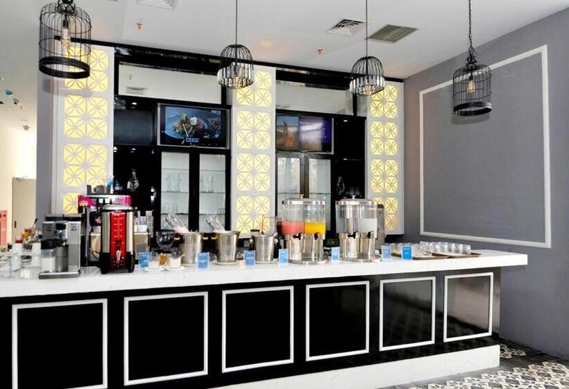 هتل Odua Weston Jambi