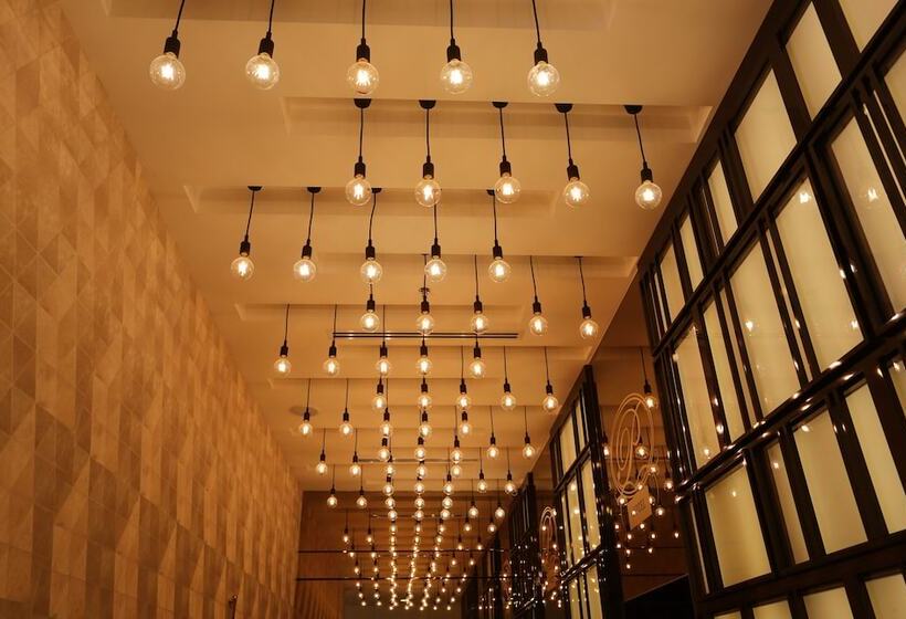 فندق Sem9 Senai Formerly Known As Perth