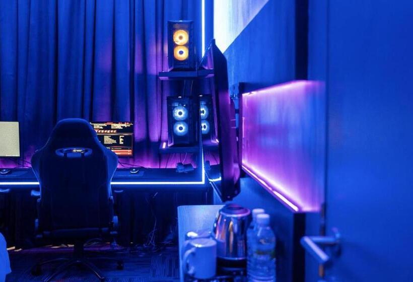 فندق Sem9 Senai Formerly Known As Perth