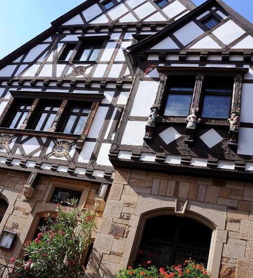 ホテル Weinkastell Zum Weissen Ross