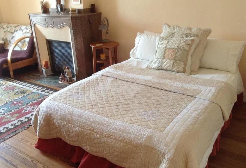 La Maison De La Riviere B&b