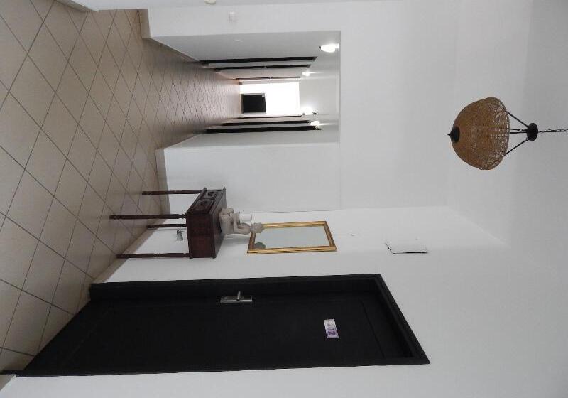 بنسيون Jacaranda Guesthouse