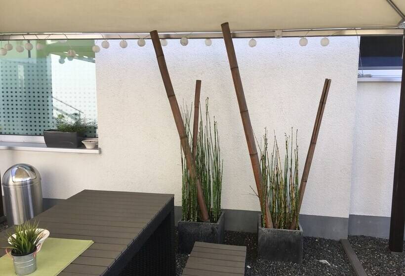 Wohnraum Hotel & Gästehaus