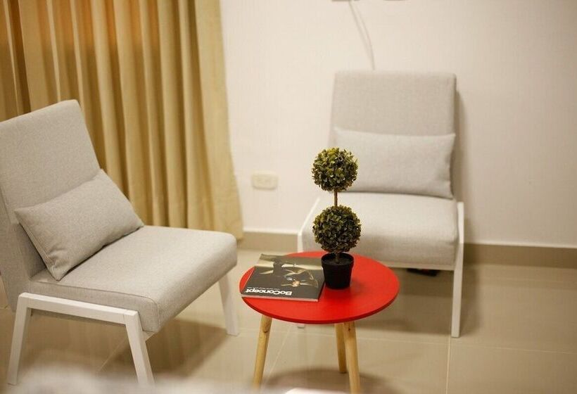 Aparta Hotel Mediterraneo