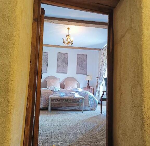 צימר Manoir De Kerledan
