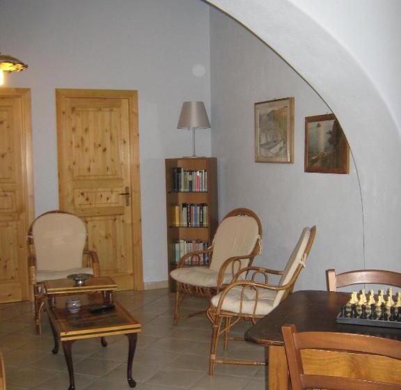 בית מלון כפרי Albergo Seaside