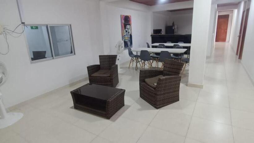 هتل Boutique El Poblado Desert