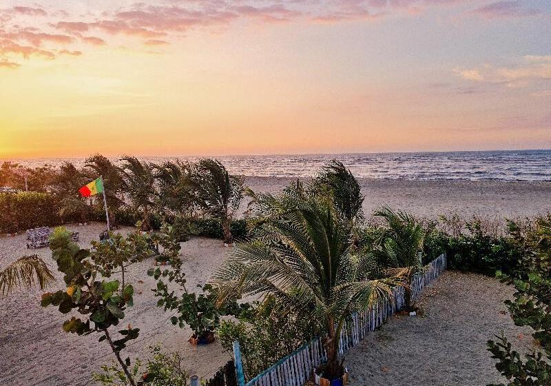 בית מלון כפרי Chevere Beach Cabanas Sas