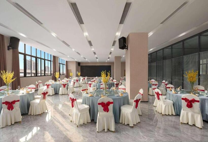 فندق Days Inn By Wyndham Chongqing Tongliang