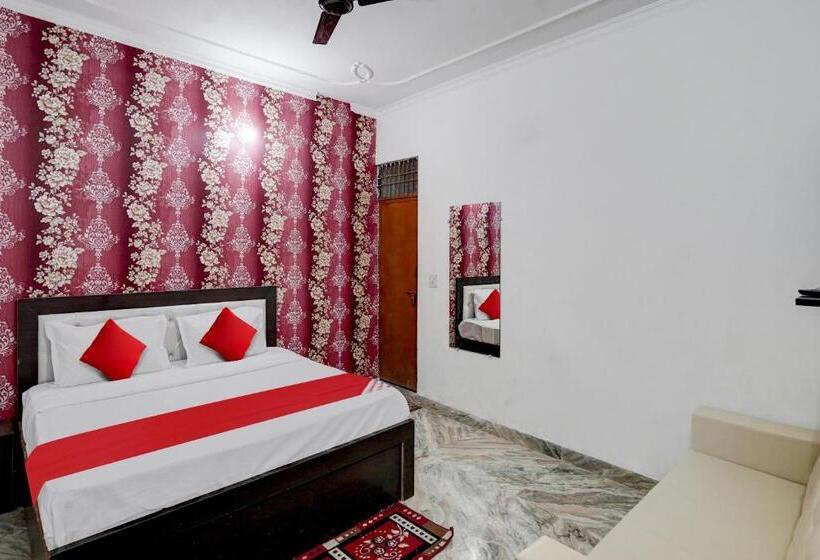 فندق Flagship The Royal Guest House